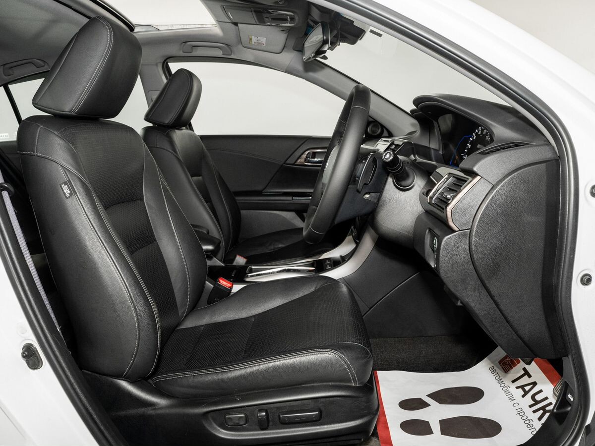 Honda Accord 2019 - фото автомобиля