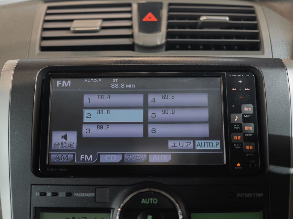 Toyota Premio 2011 - фото автомобиля