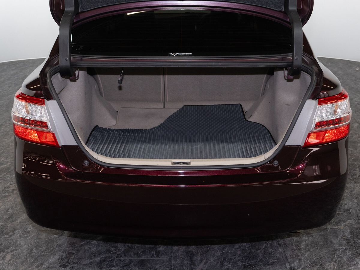 Toyota Premio 2011 - фото автомобиля