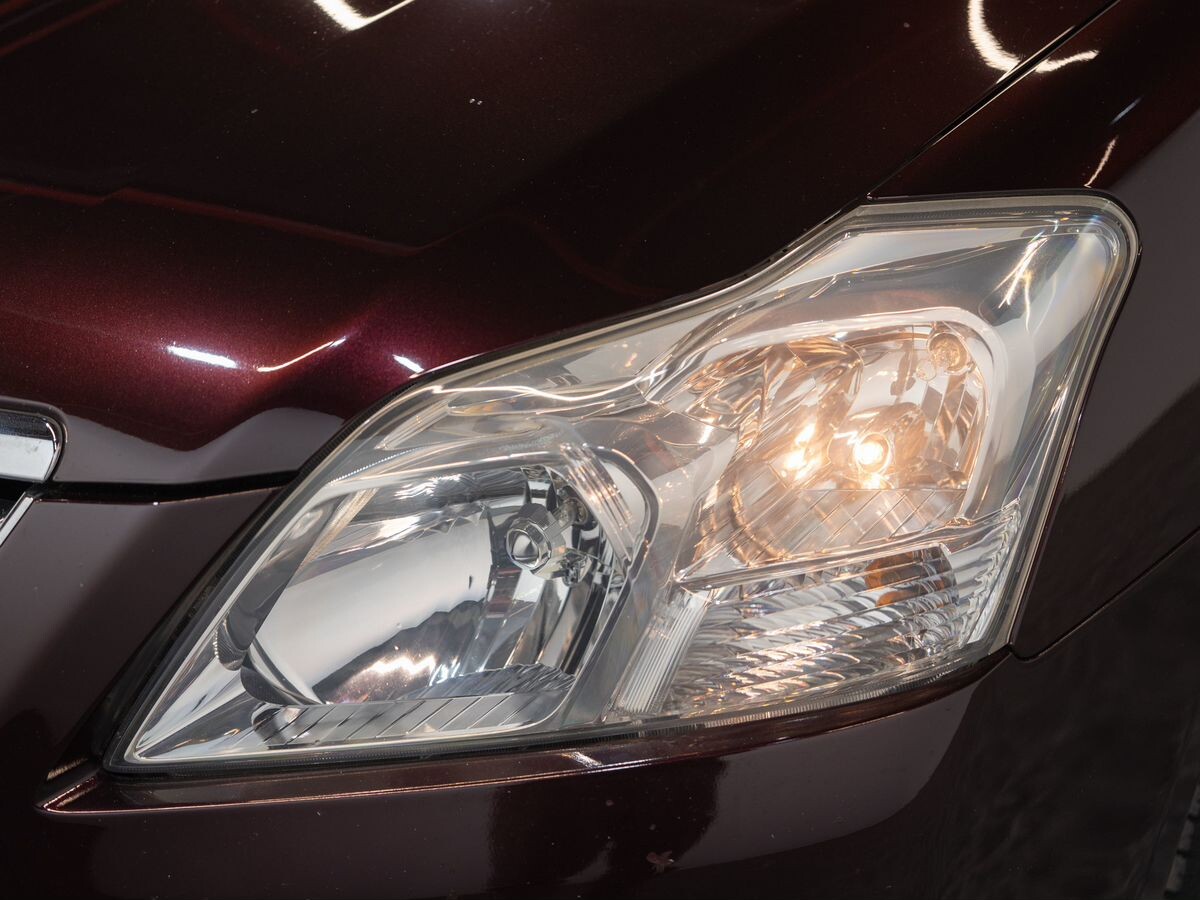 Toyota Premio 2011 - фото автомобиля
