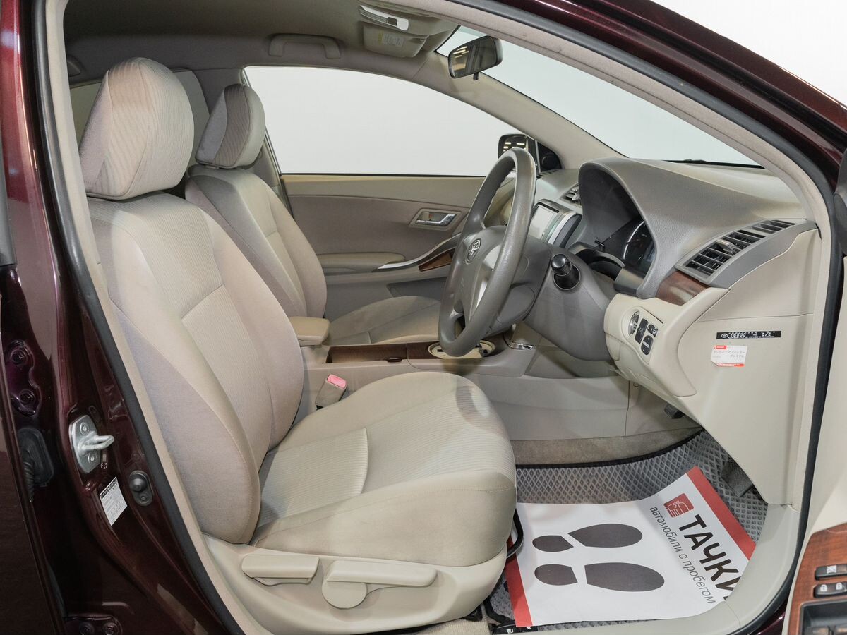 Toyota Premio 2011 - фото автомобиля