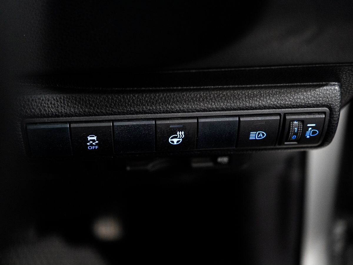Toyota Corolla 2019 - фото автомобиля