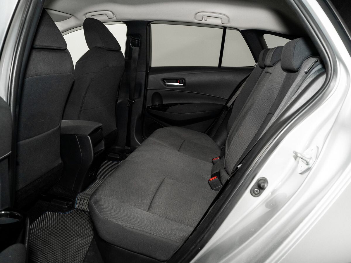 Toyota Corolla 2019 - фото автомобиля