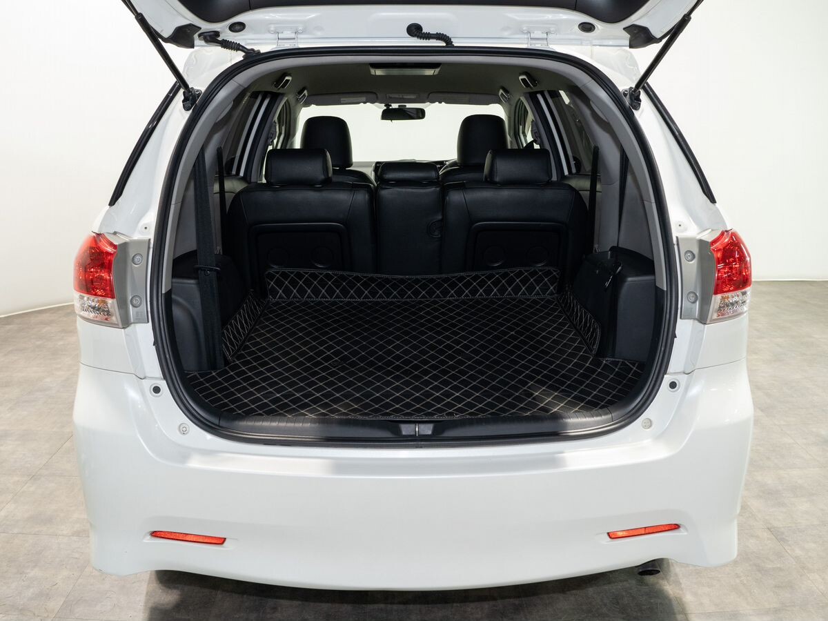 Toyota Wish 2009 - фото автомобиля
