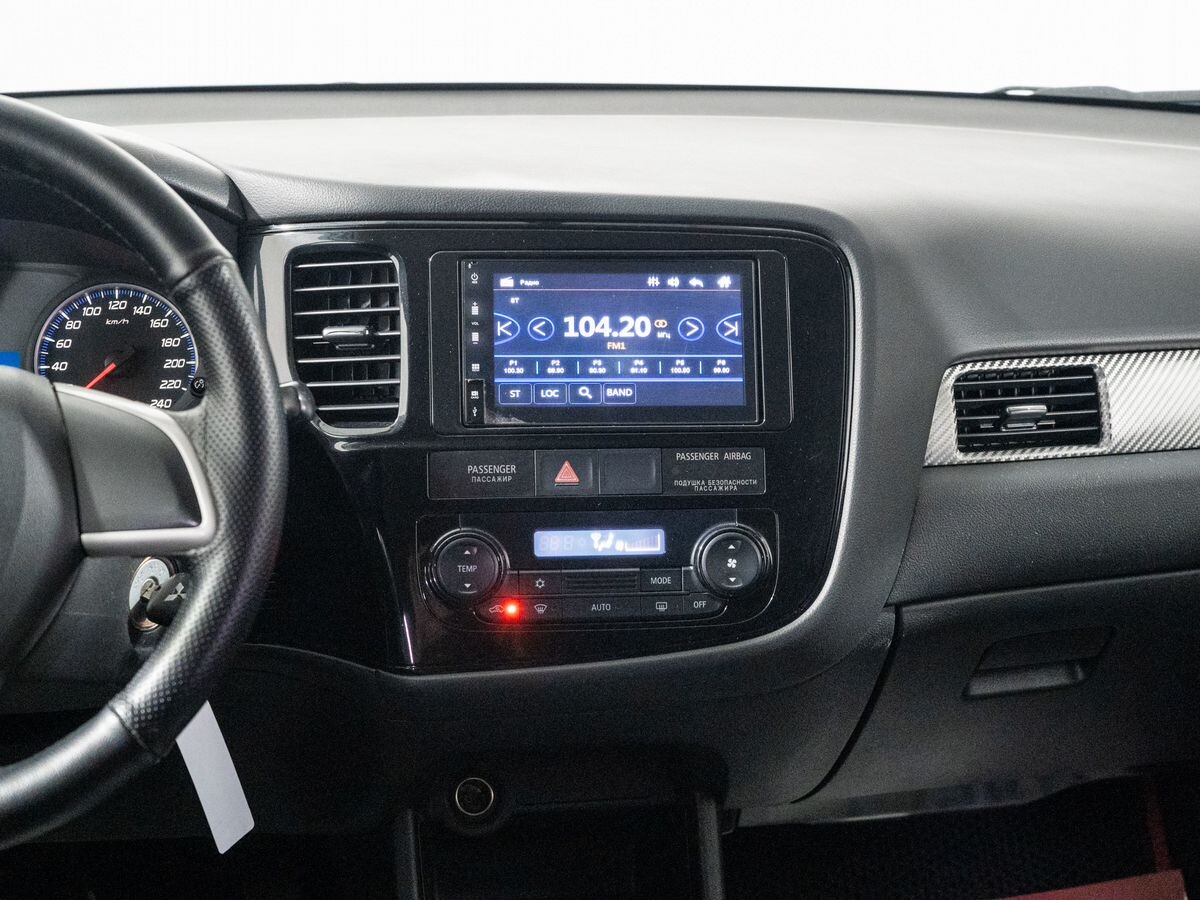 Mitsubishi Outlander 2013 - фото автомобиля