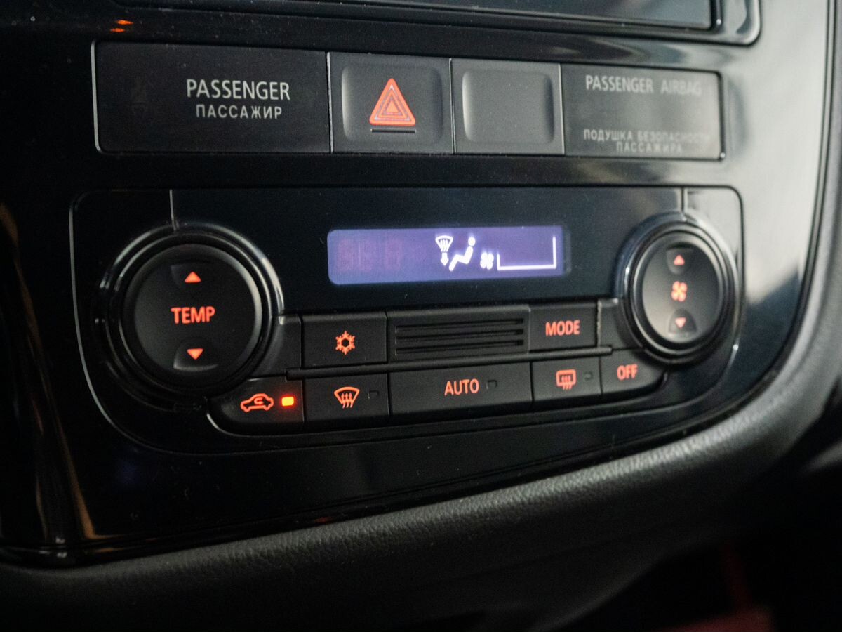Mitsubishi Outlander 2013 - фото автомобиля