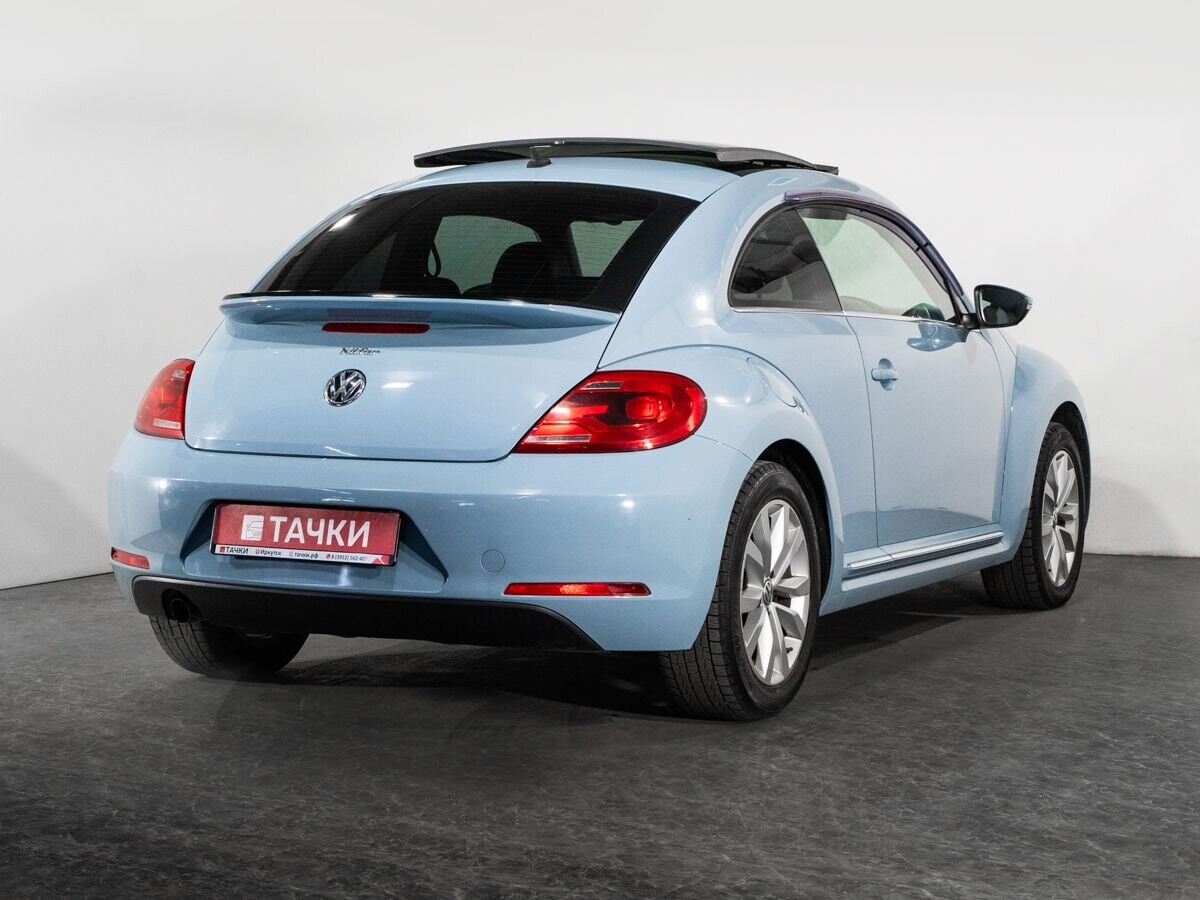 Volkswagen Beetle 2012 - фото автомобиля
