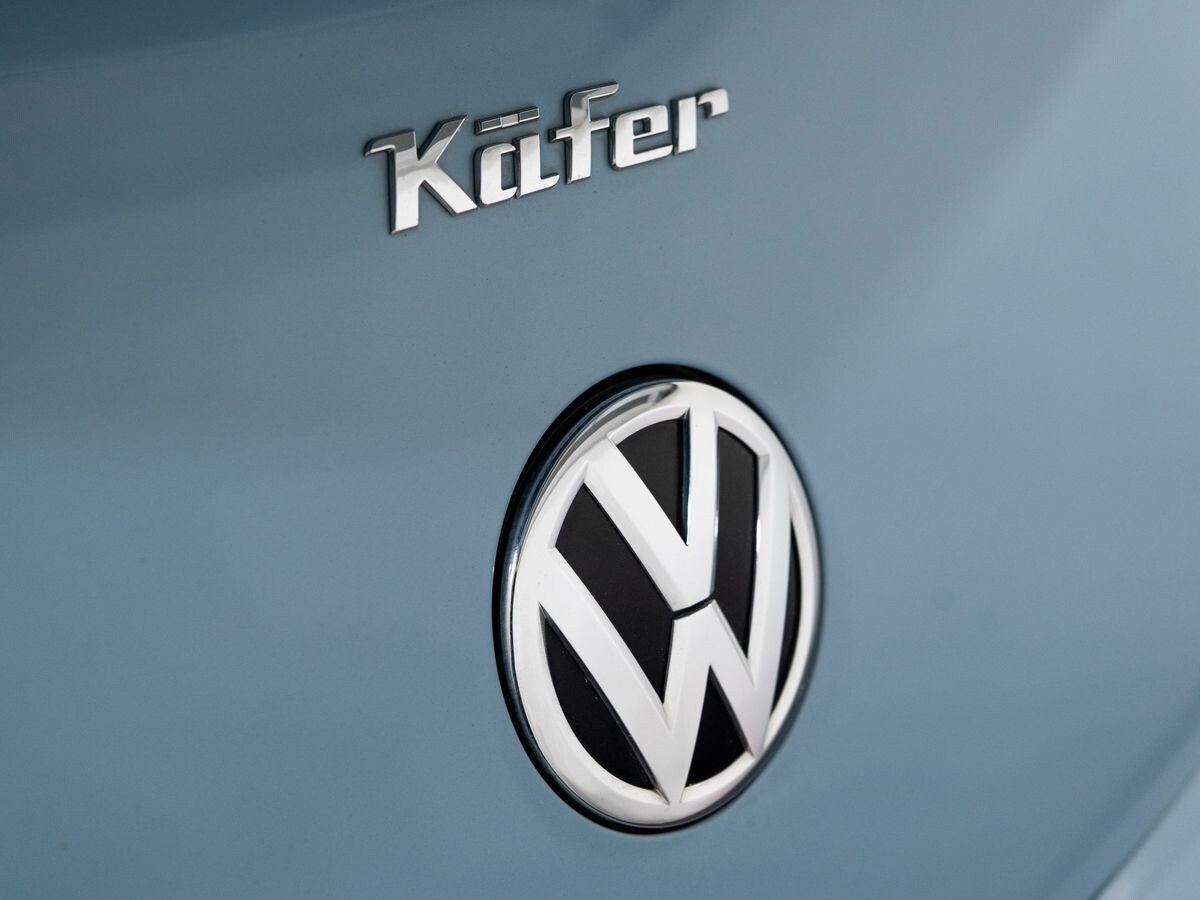 Volkswagen Beetle 2012 - фото автомобиля