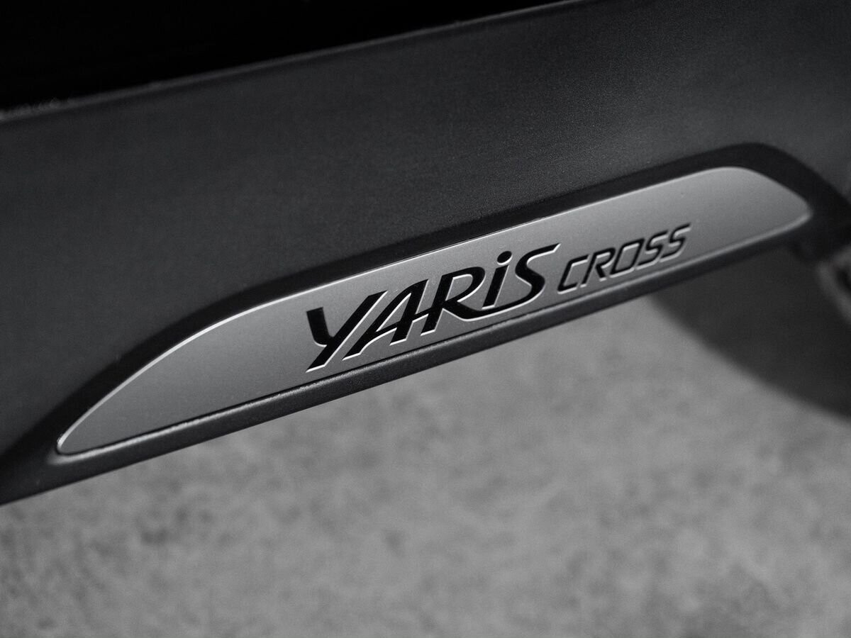 Toyota Yaris Cross 2021 - фото автомобиля