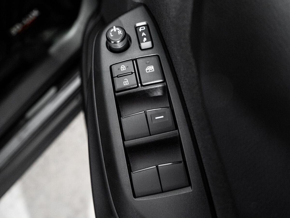 Toyota Yaris Cross 2021 - фото автомобиля