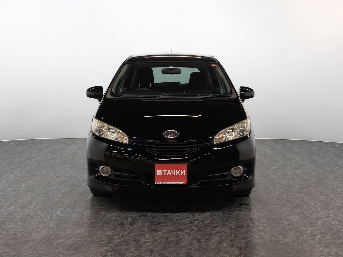 Toyota Wish 2012 - фото автомобиля