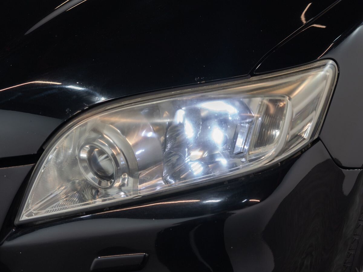 Toyota RAV4 2011 - фото автомобиля