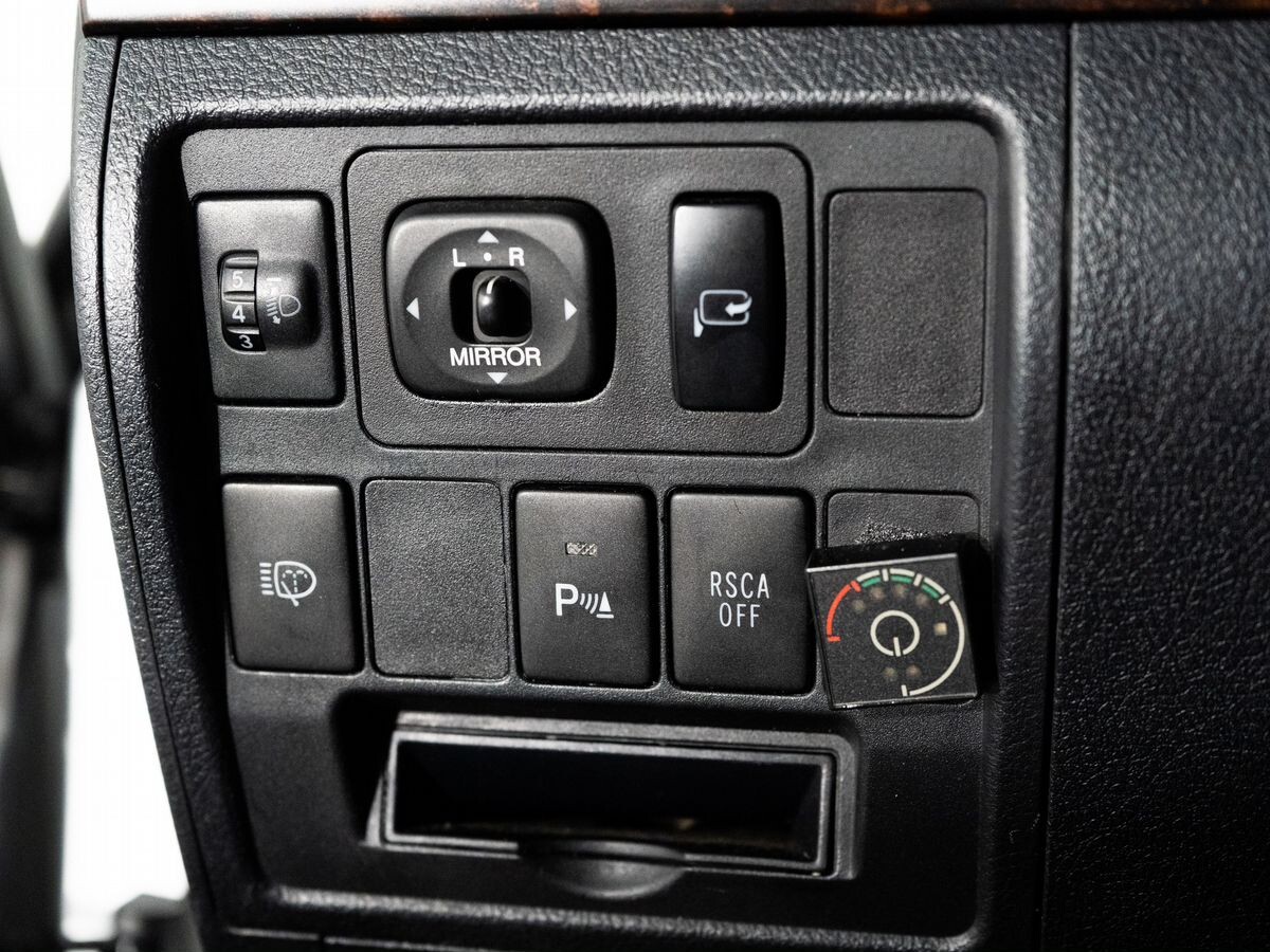 Toyota Land Cruiser 2008 - фото автомобиля