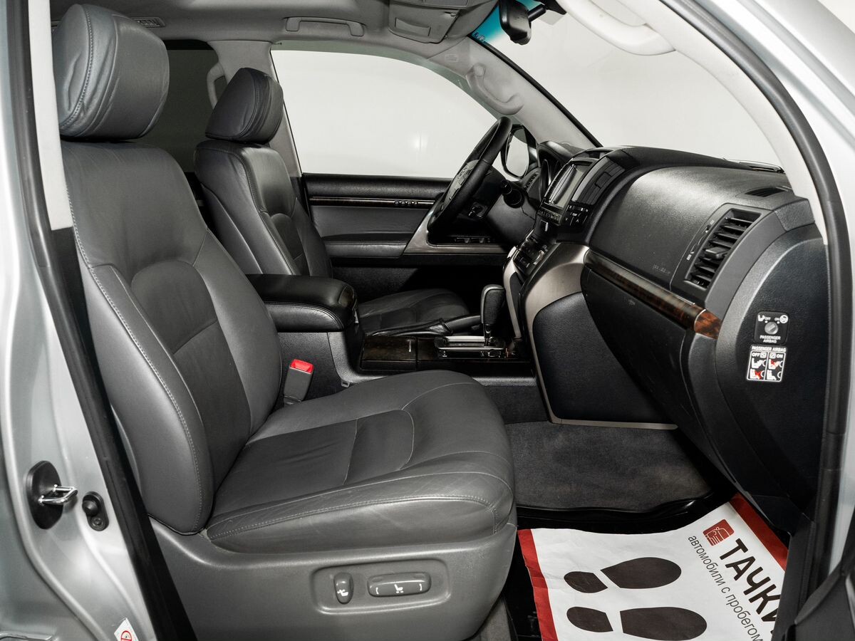 Toyota Land Cruiser 2008 - фото автомобиля
