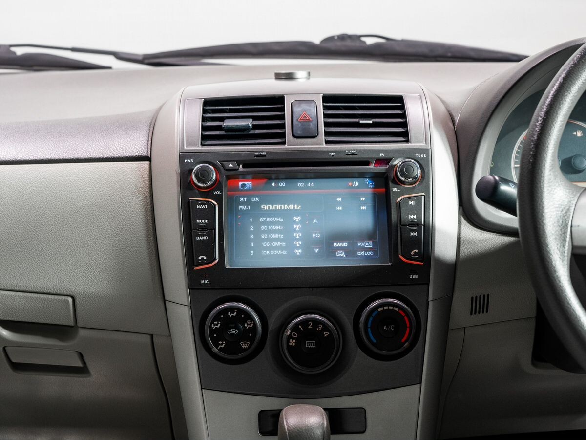 Toyota Corolla Axio 2009 - фото автомобиля