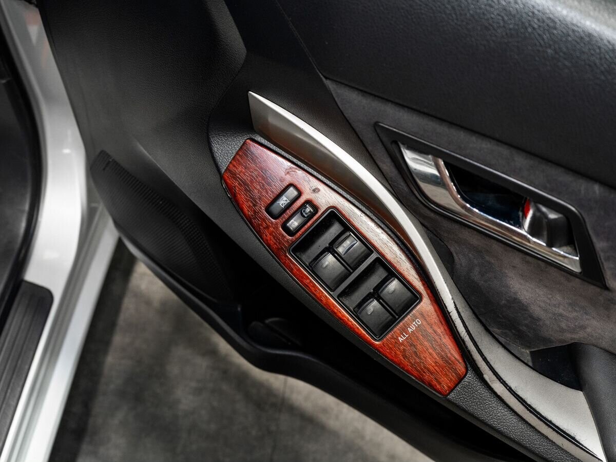 Toyota Premio 2010 - фото автомобиля