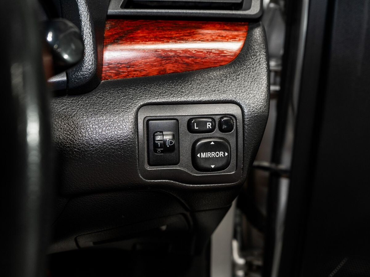 Toyota Premio 2010 - фото автомобиля