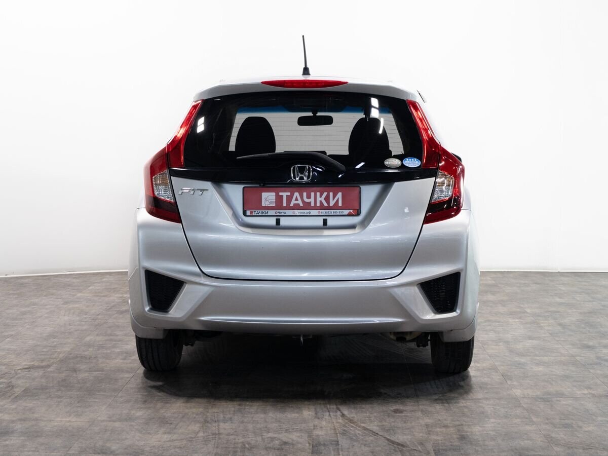 Honda Fit 2013 - фото автомобиля