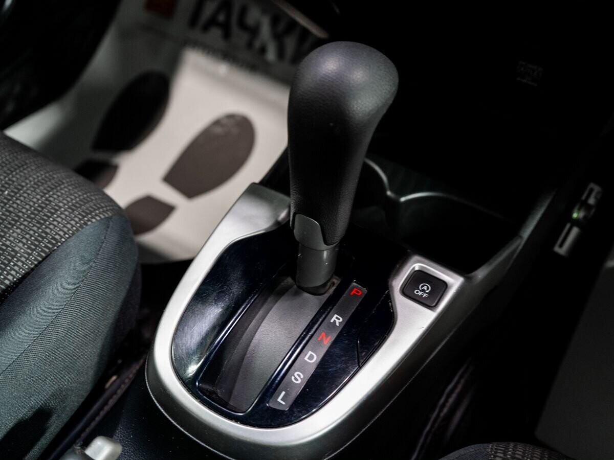 Honda Fit 2013 - фото автомобиля