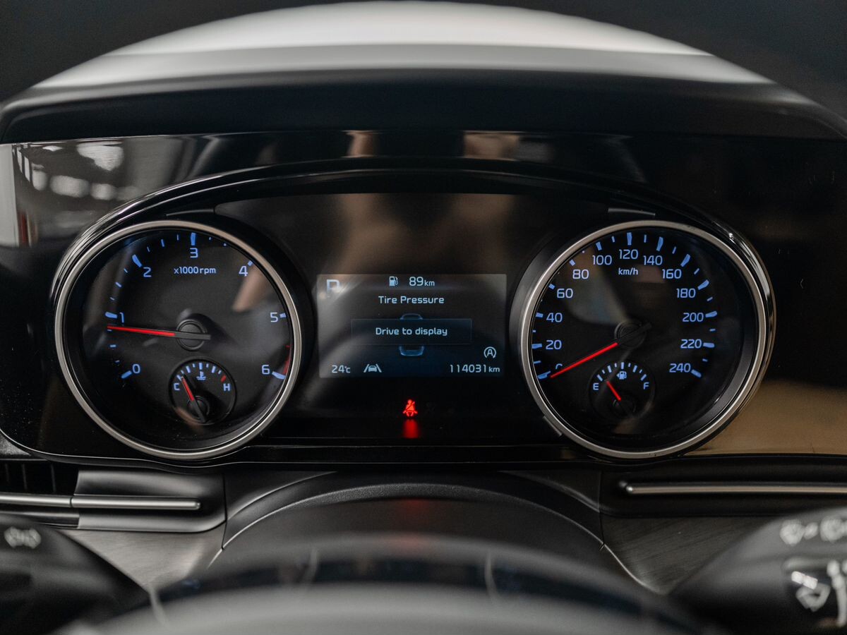 Kia Carnival 2020 - фото автомобиля