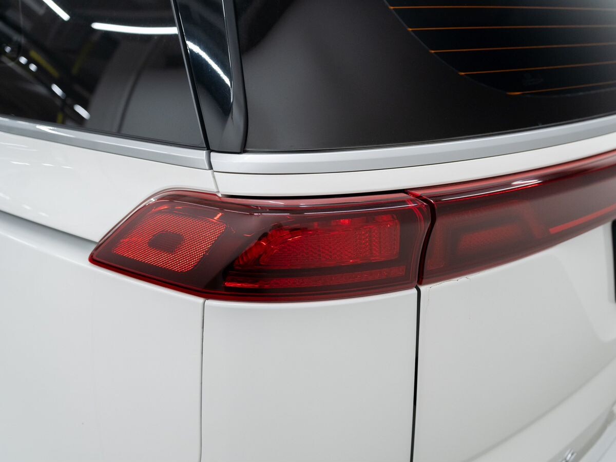 Kia Carnival 2020 - фото автомобиля