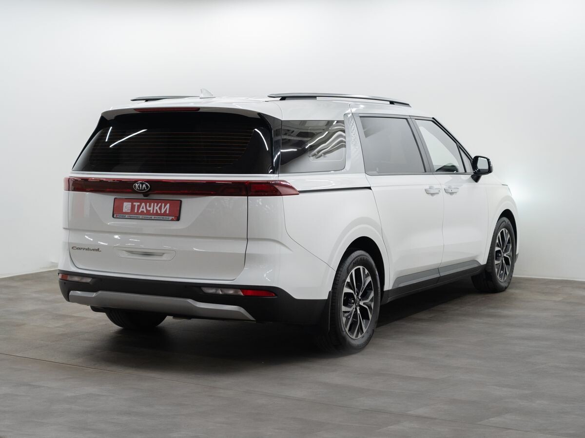 Kia Carnival 2020 - фото автомобиля