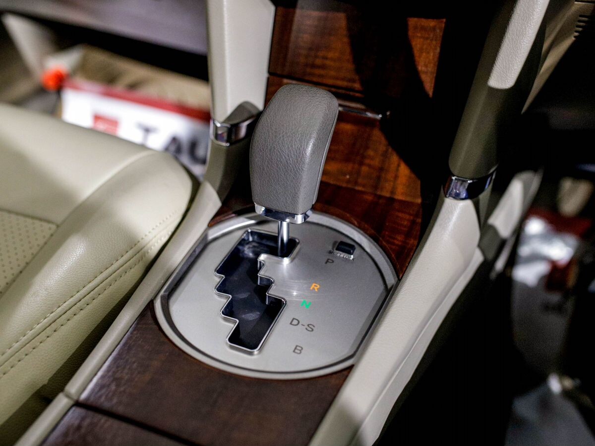 Toyota Allion 2010 - фото автомобиля