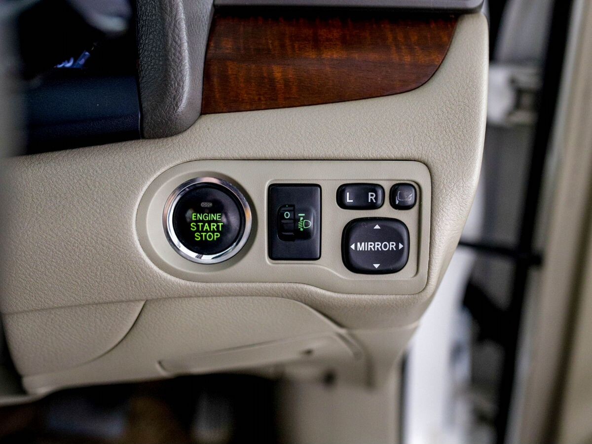 Toyota Allion 2010 - фото автомобиля