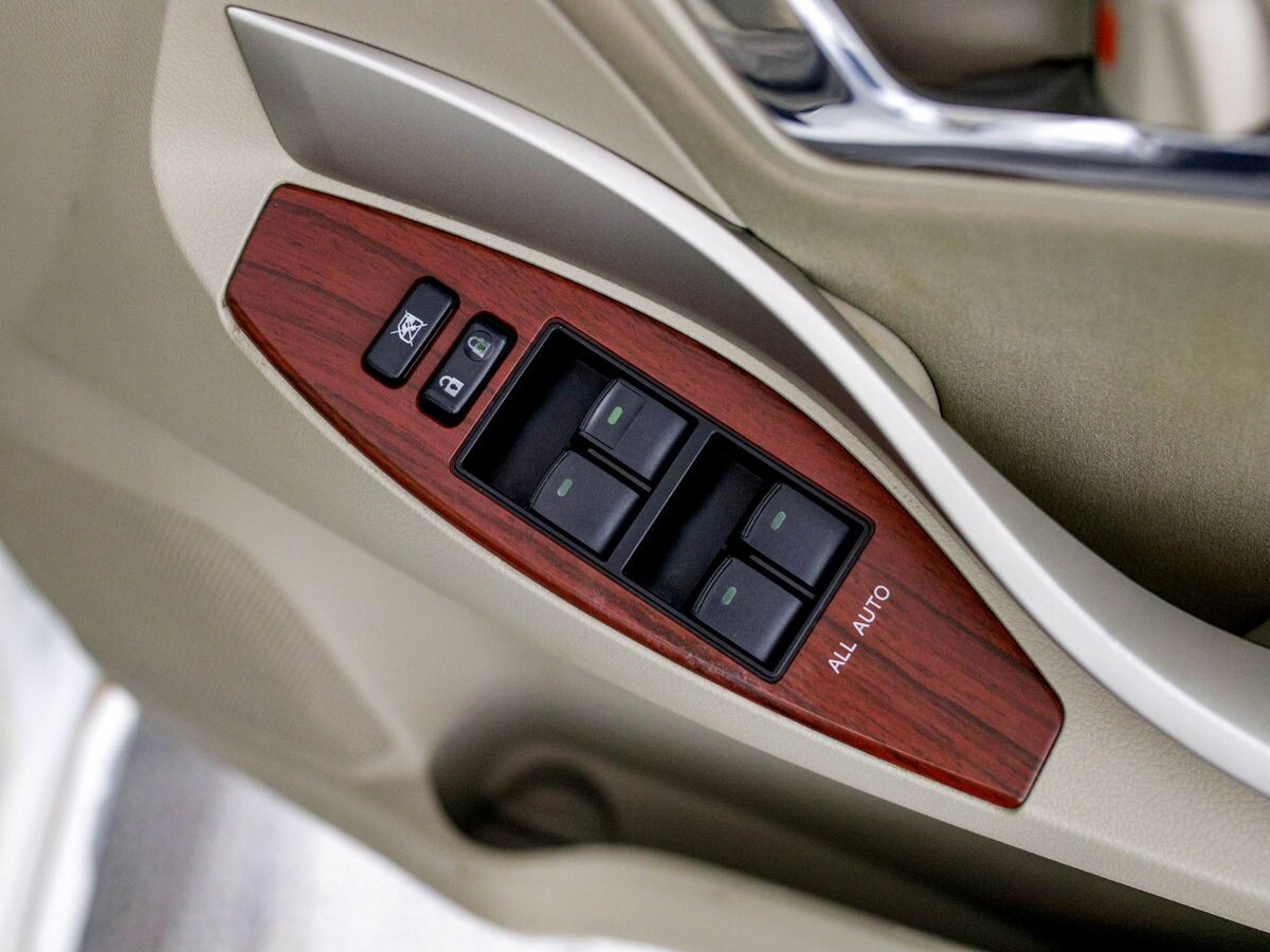 Toyota Allion 2010 - фото автомобиля
