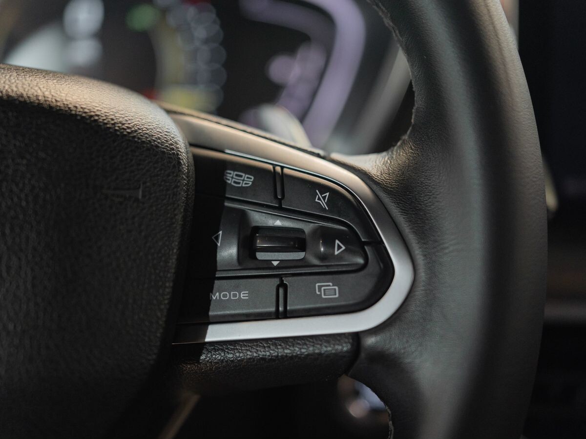 Geely Coolray 2019 - фото автомобиля