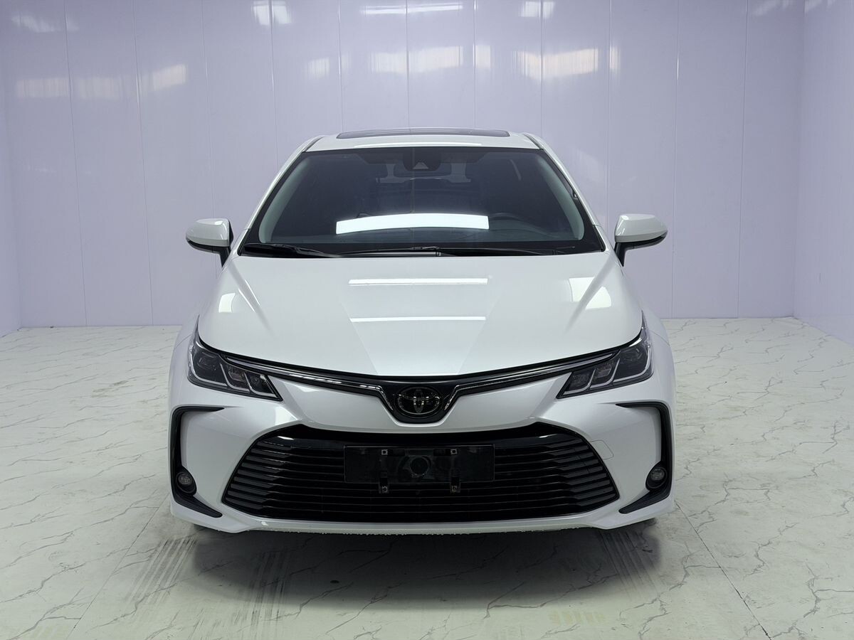 Toyota Corolla 2021 - фото автомобиля