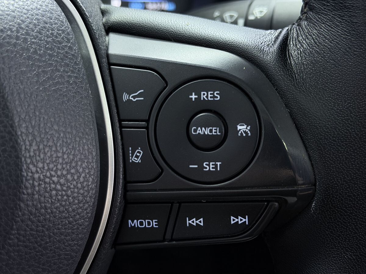 Toyota Corolla 2021 - фото автомобиля