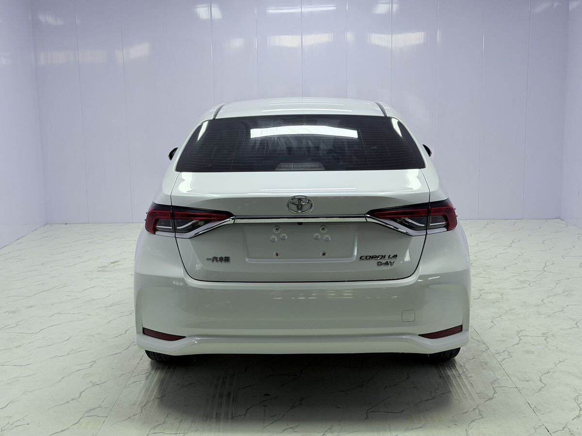 Toyota Corolla 2021 - фото автомобиля