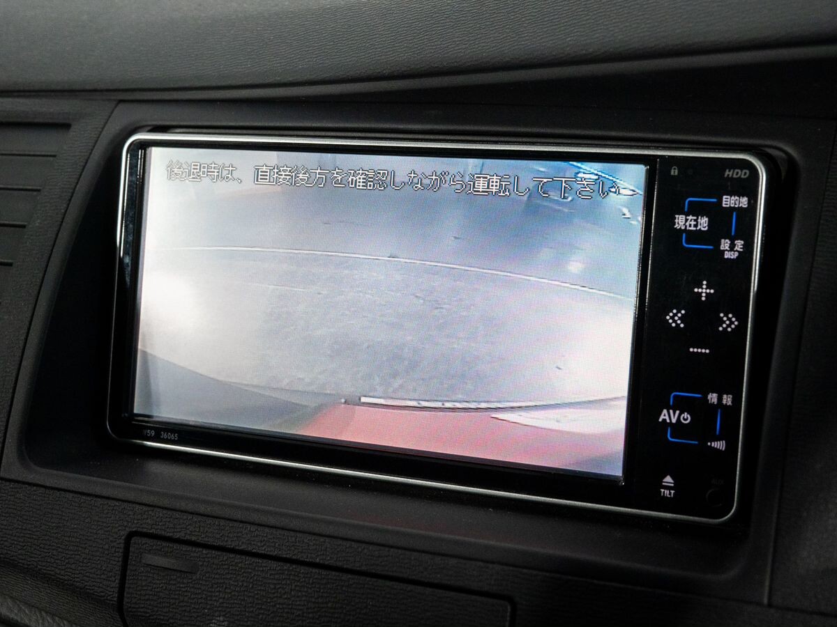 Toyota Isis 2009 - фото автомобиля