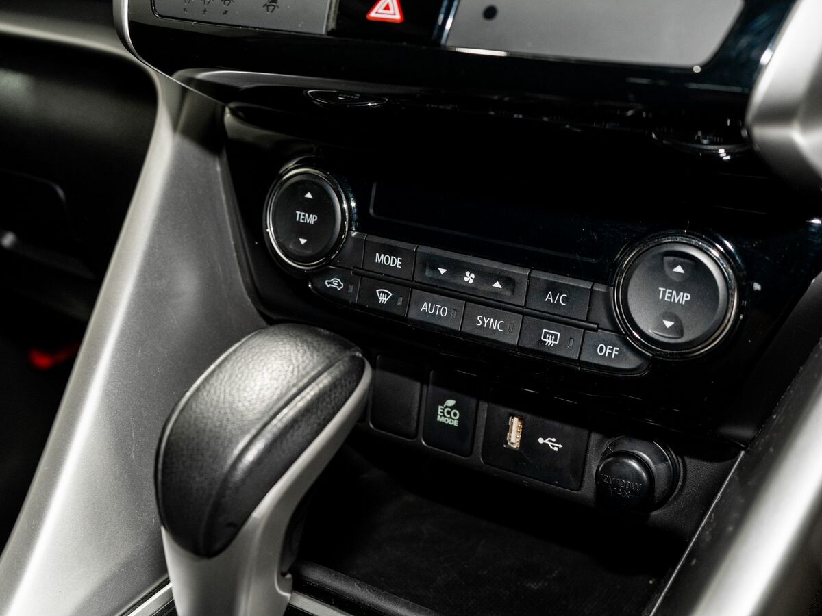 Mitsubishi Eclipse Cross 2018 - фото автомобиля