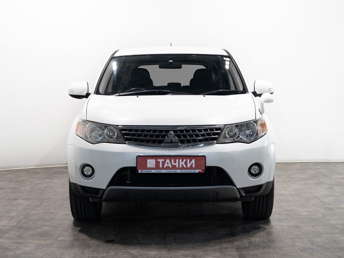 Mitsubishi Outlander 2010 - фото автомобиля