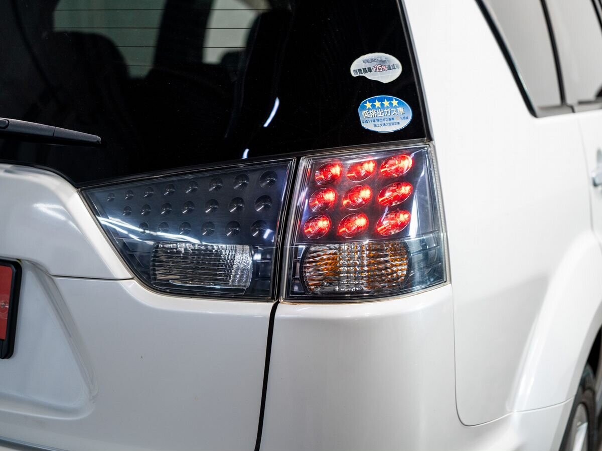 Mitsubishi Outlander 2010 - фото автомобиля