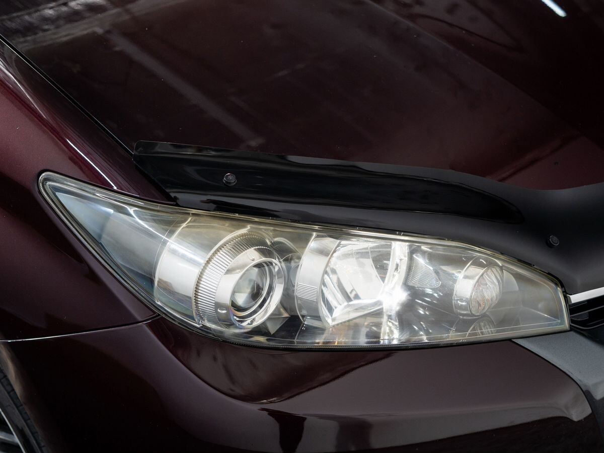 Toyota Wish 2014 - фото автомобиля