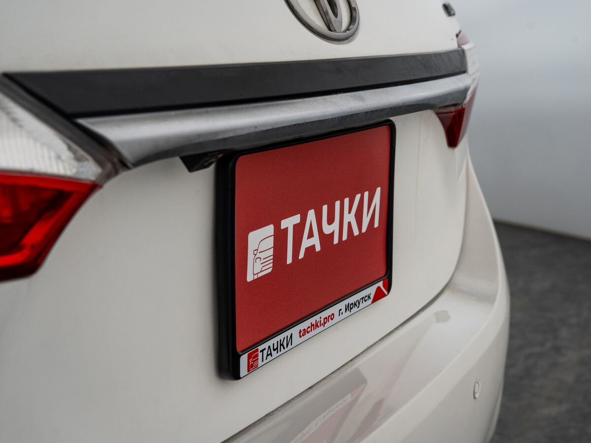 Toyota Corolla 2014 - фото автомобиля