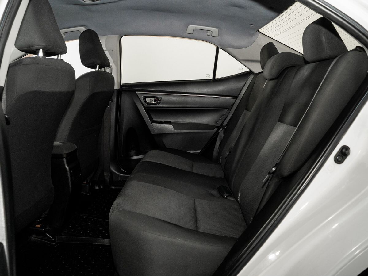 Toyota Corolla 2014 - фото автомобиля