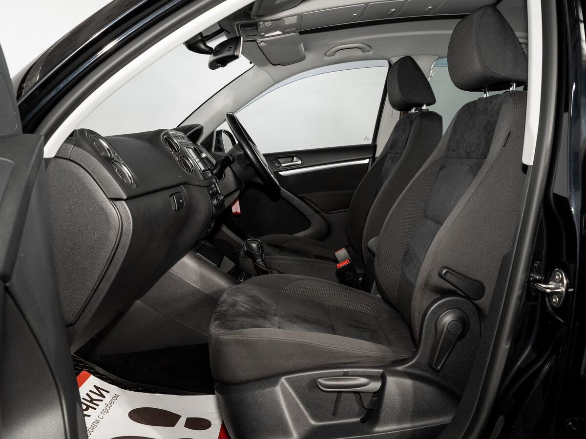Volkswagen Tiguan 2013 - фото автомобиля