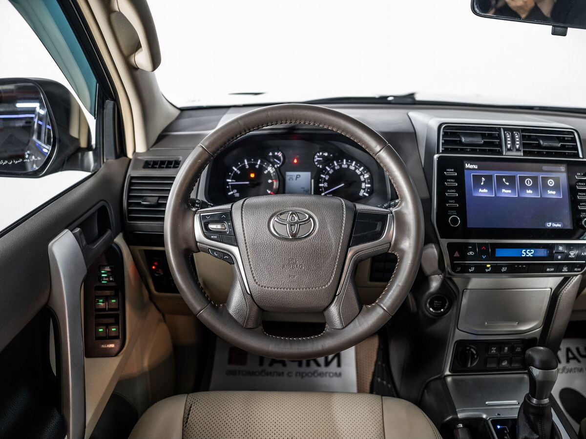 Toyota Land Cruiser Prado 2021 - фото автомобиля