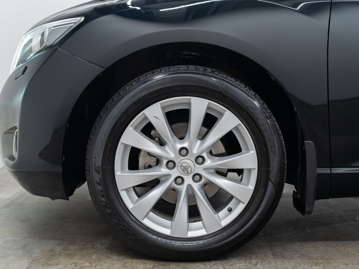 Toyota Venza 2013 - фото автомобиля