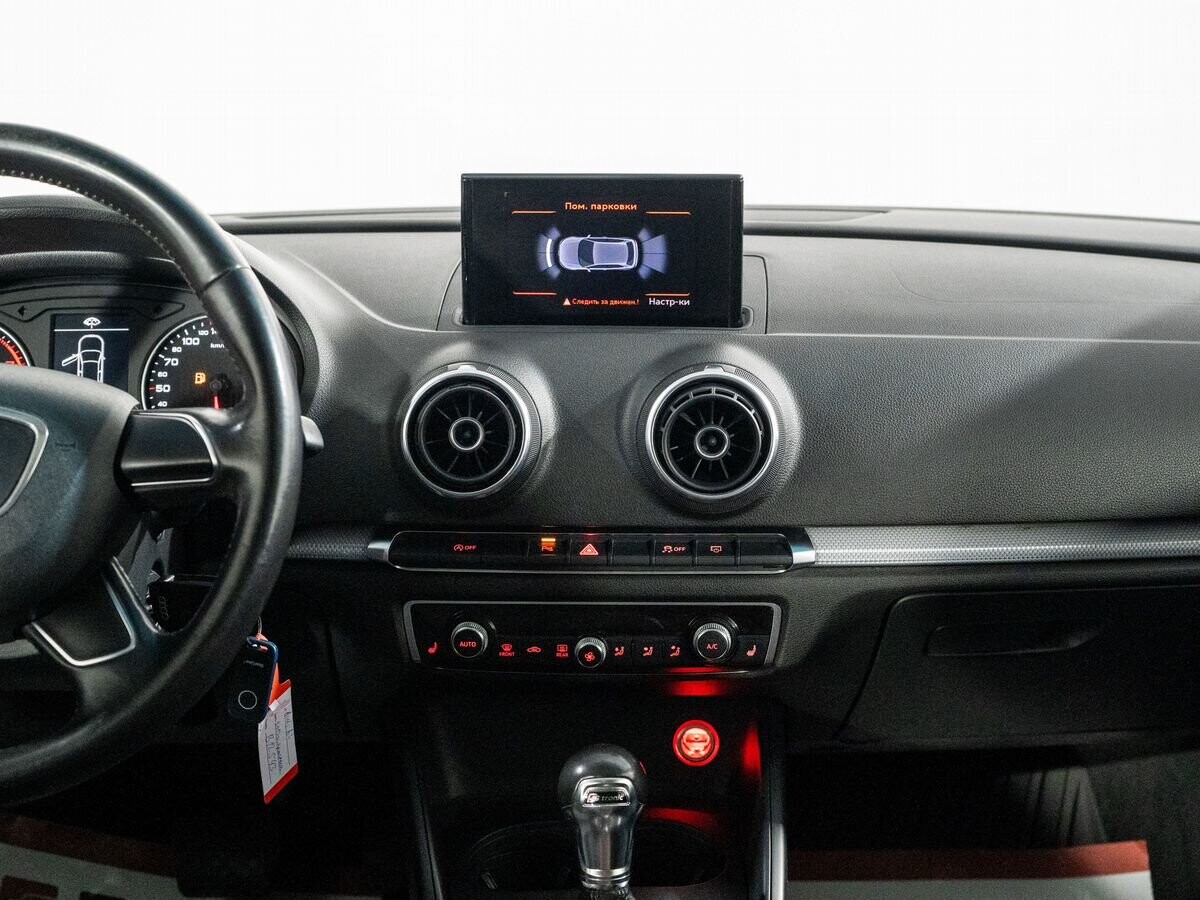 Audi A3 2012 - фото автомобиля