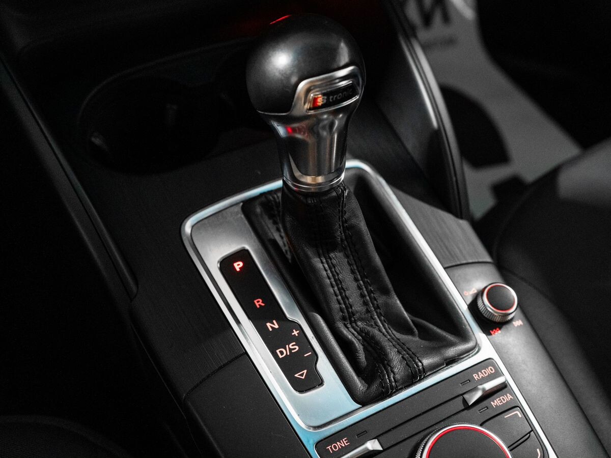 Audi A3 2012 - фото автомобиля
