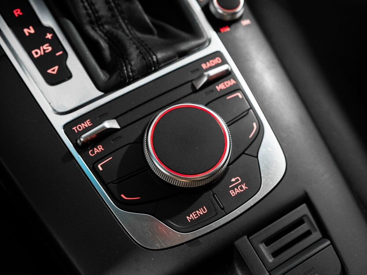 Audi A3 2012 - фото автомобиля