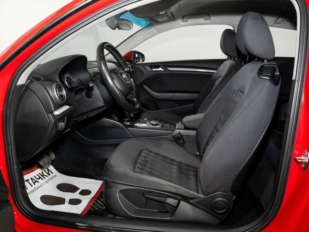 Audi A3 2012 - фото автомобиля