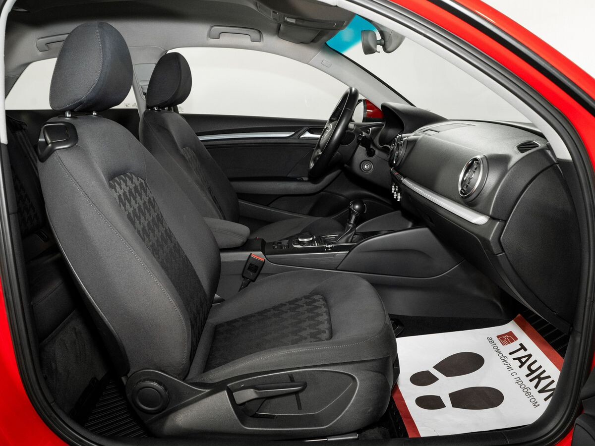 Audi A3 2012 - фото автомобиля