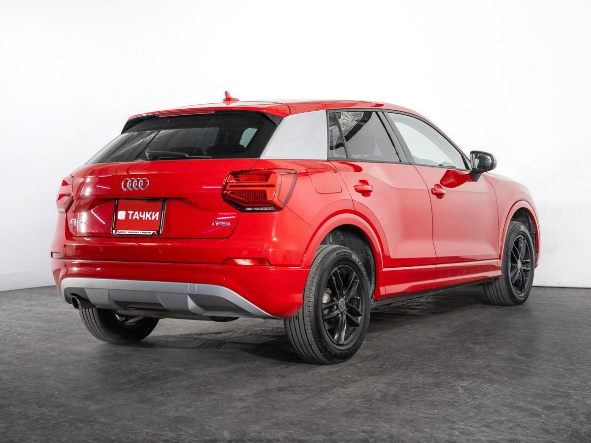 Audi Q2 2017 - фото автомобиля