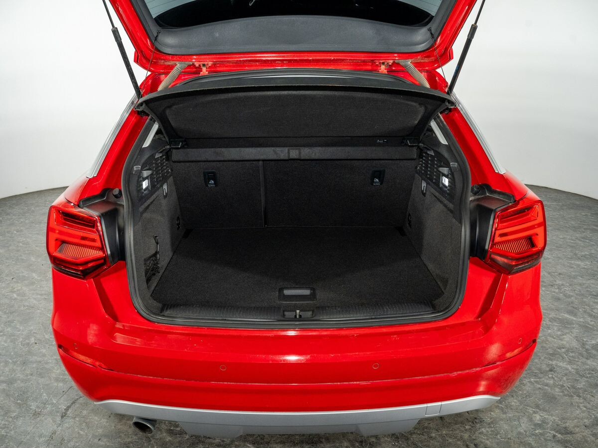 Audi Q2 2017 - фото автомобиля